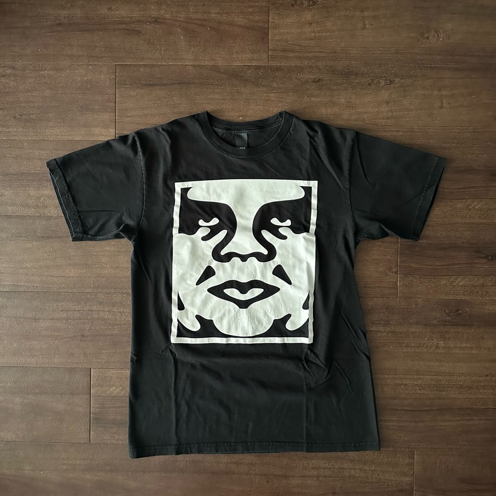 vintage Andre The Giant Obey t shirt medium